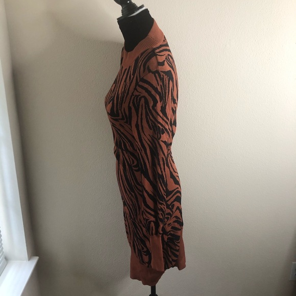 New York & Company Animal Print Knit Sweater Dress — Women’s M - Picture 2 of 8